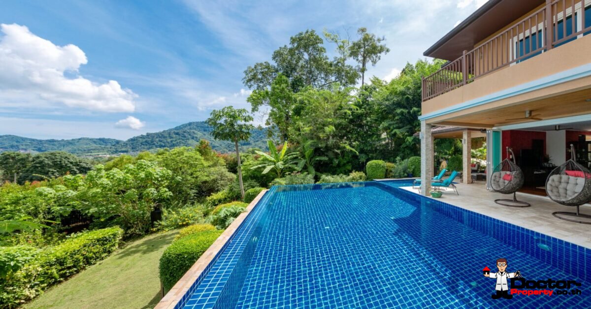 9 Bedroom Pool Villa - Overlooking Palm Golf Course - Mu Ban - Phuket Central - for sale